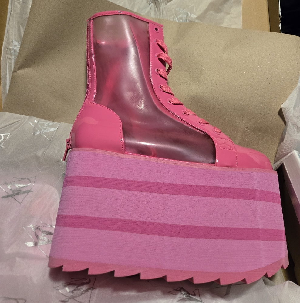 YRU Elevation Ultra Pink Platform Boots NEW - Picture 2 of 8